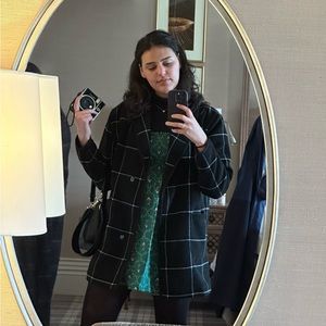 Meet your Posher, Masie